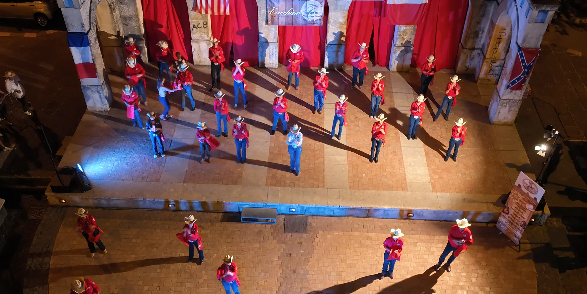 Animazione country in piazza